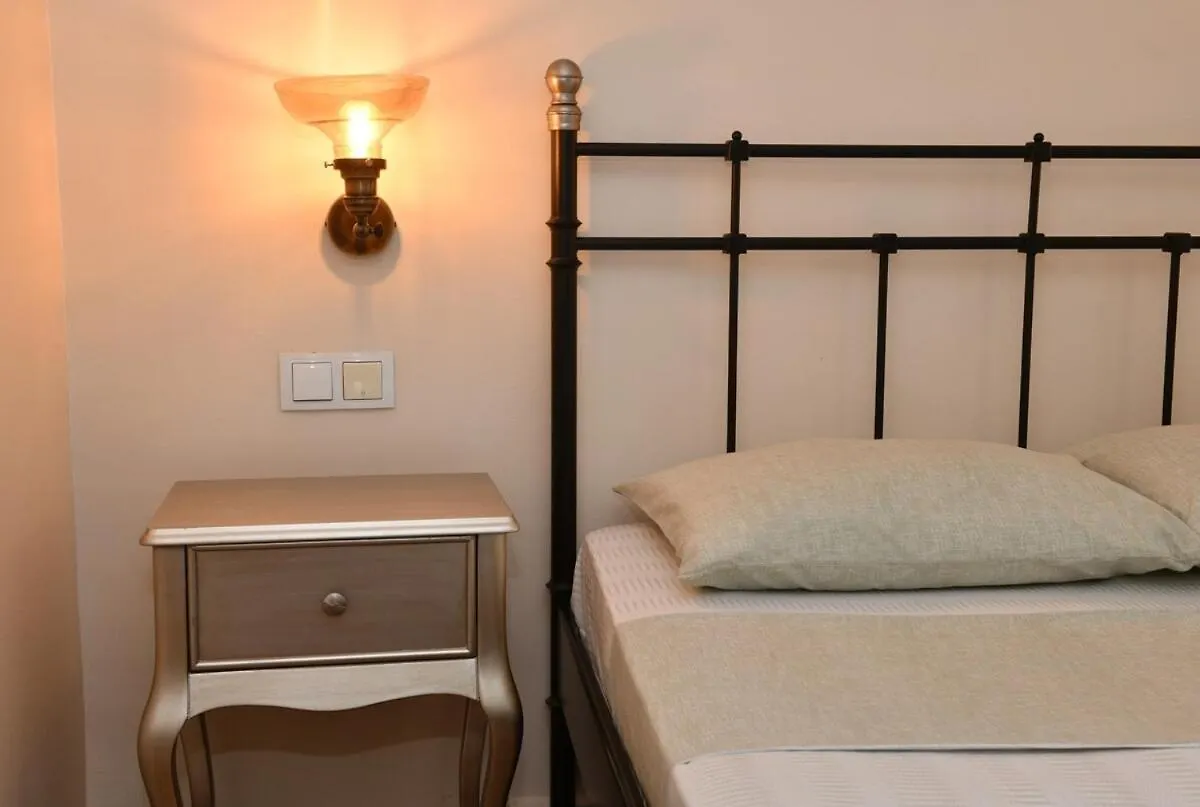 Private Terrace Ac Bright Flat Galata Lägenhet Istanbul